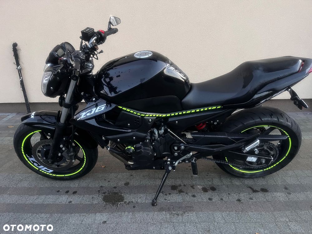 Yamaha XJ - 2