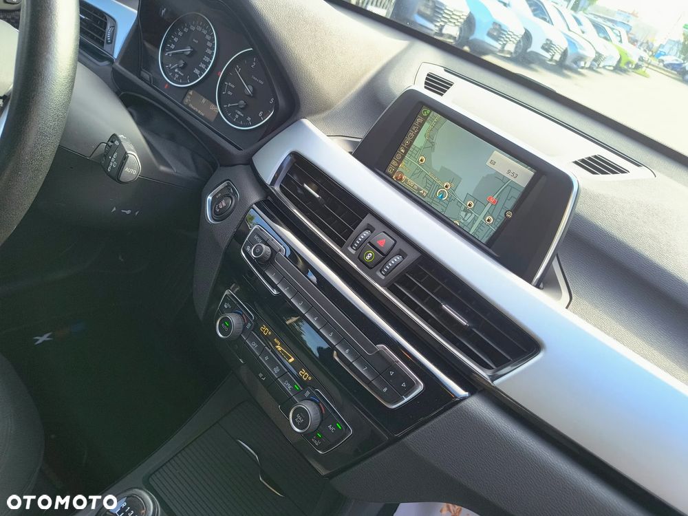 BMW X1 - 12