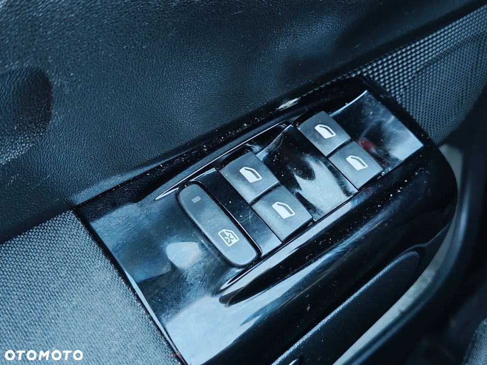 Citroën C3 1.2 PureTech C-Series - 22