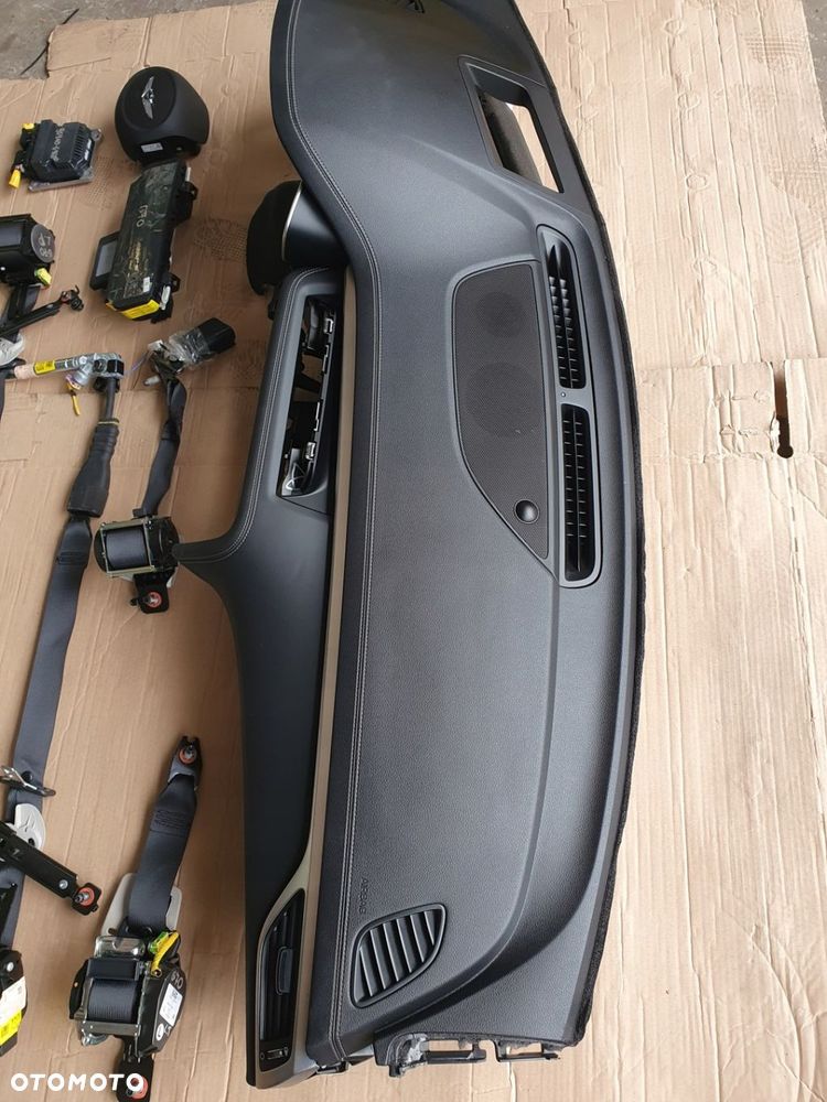 KONSOLA DESKA 3x airbag 4 PASY GENESIS G70 lift - 4