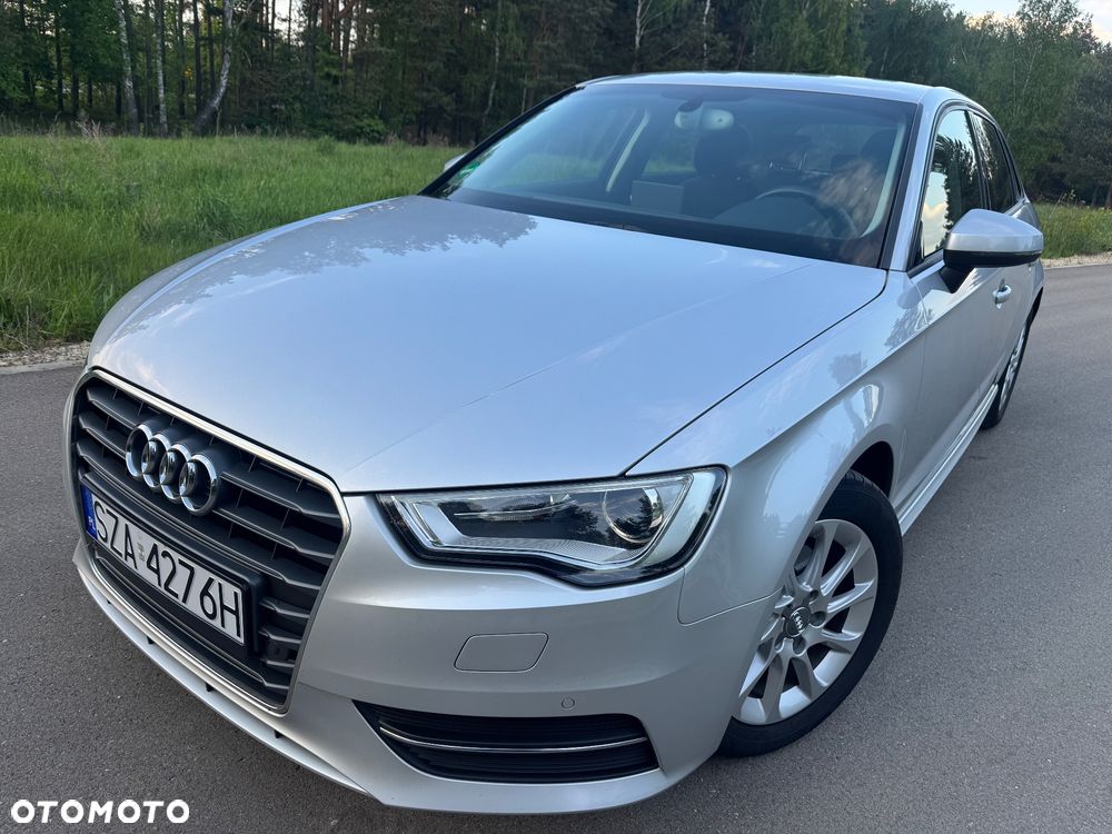 Audi A3 Sportback 1.6 TDI ultra Attraction - 4
