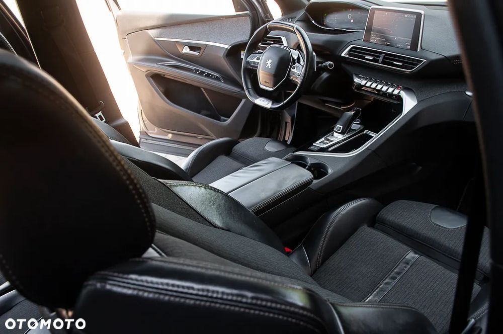 Peugeot 5008 155 THP Automatik Platinum - 11