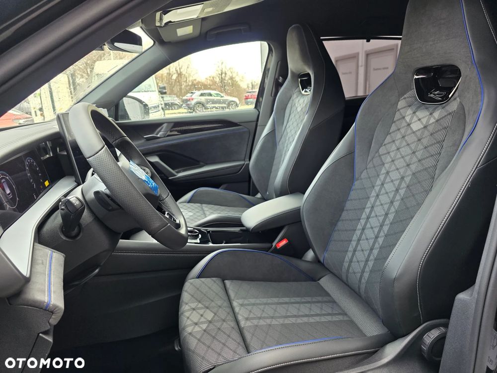 Volkswagen Tayron 2.0 TDI SCR 4Mot R-Line DSG - 12