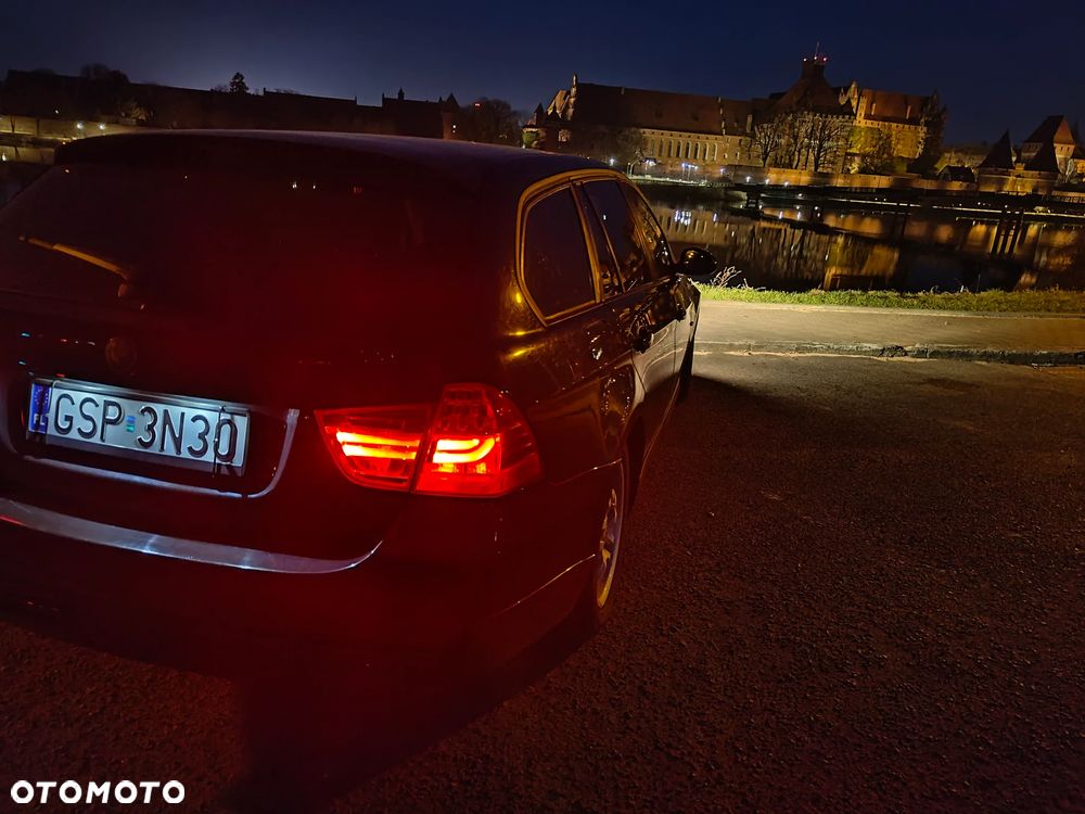 BMW Seria 3 320d - 1