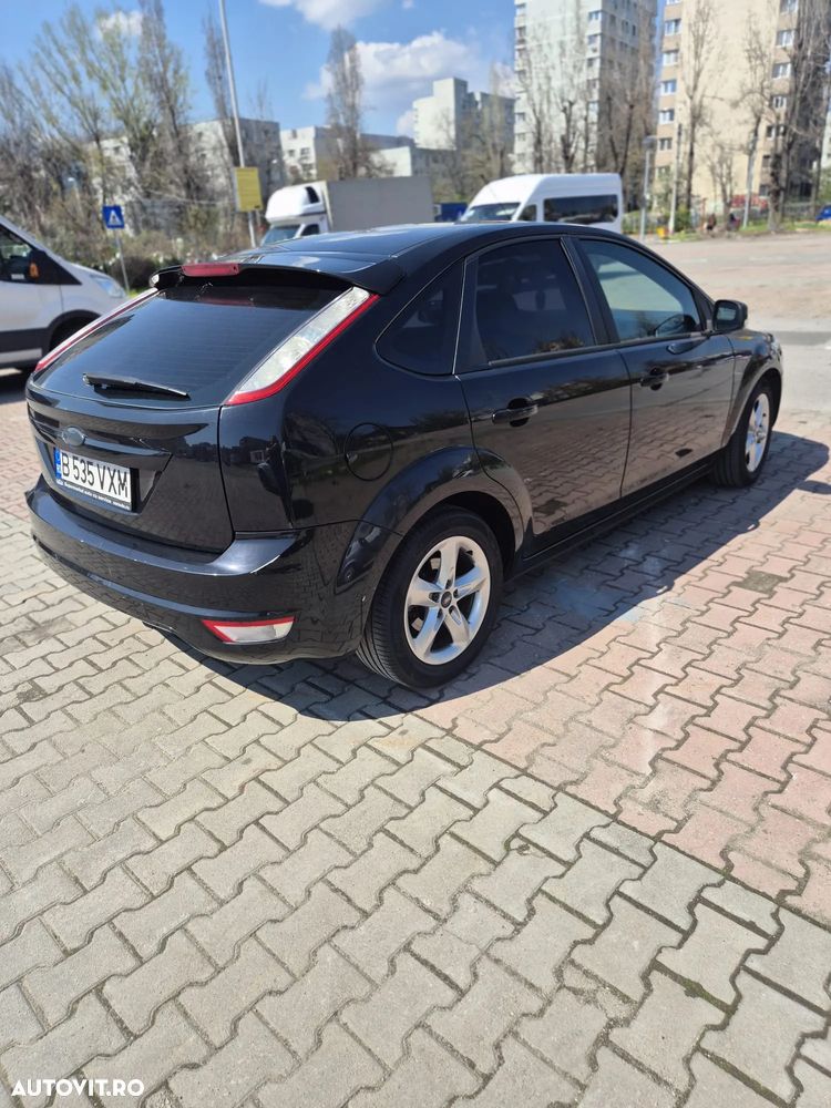 Ford Focus 1.6 TDCi Ambiente - 3