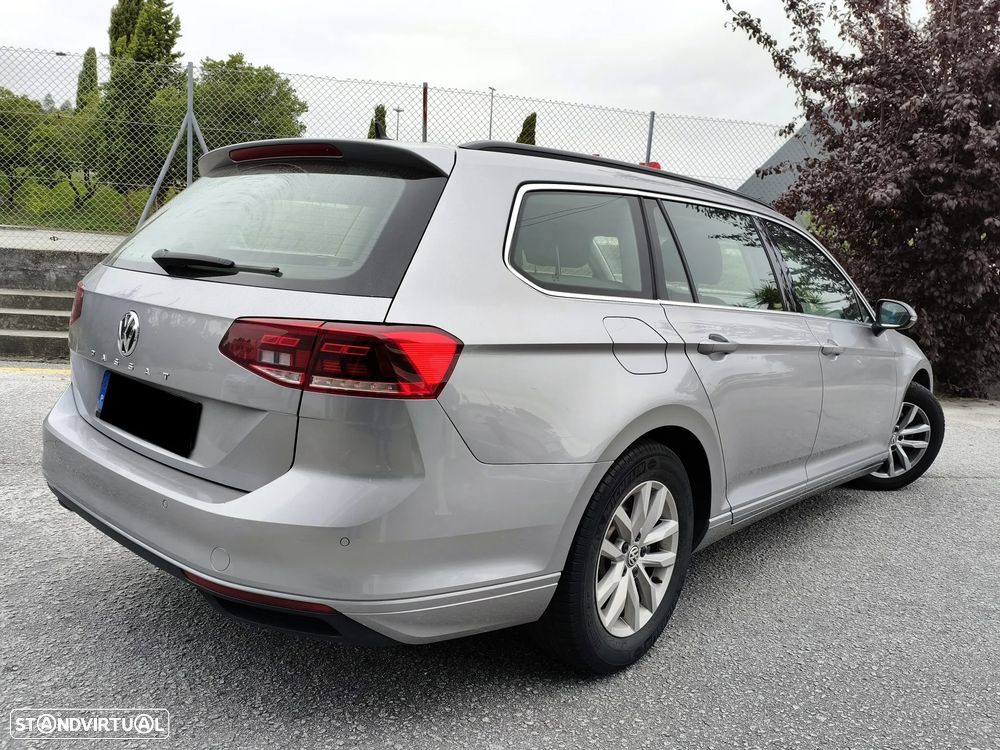 VW Passat Variant 1.6 TDI Business DSG - 5