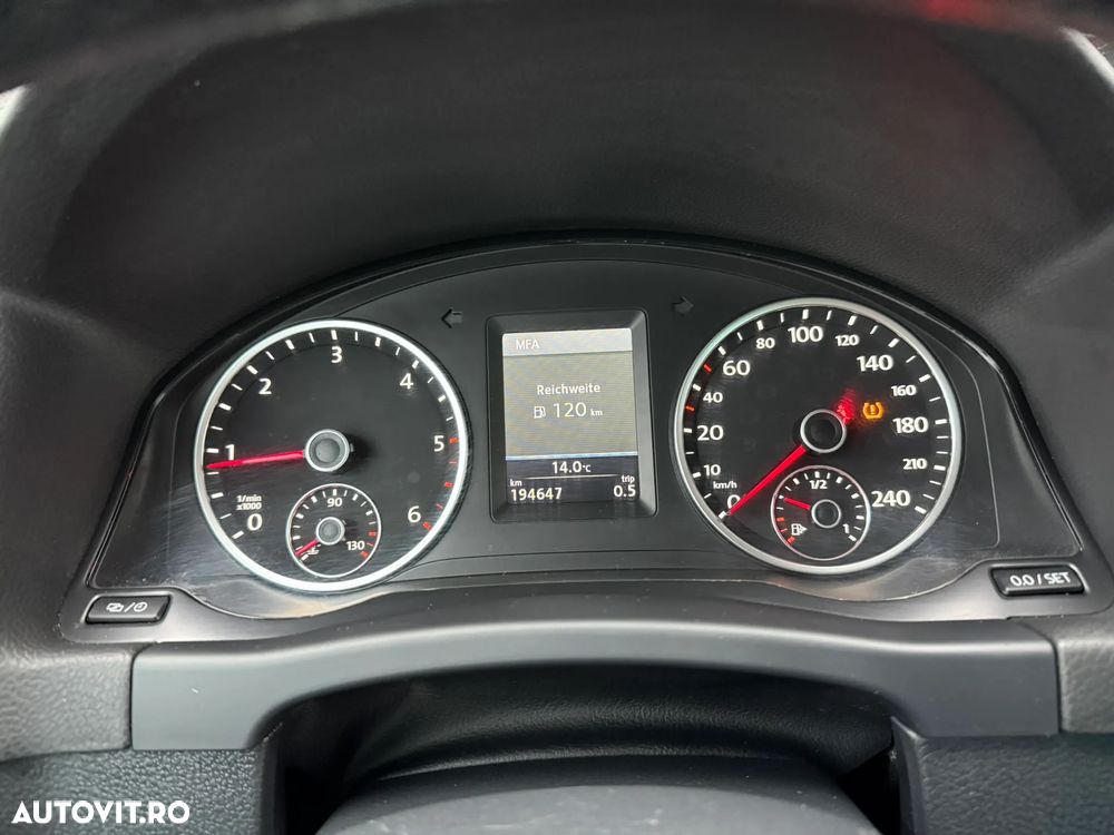 Volkswagen Tiguan 2.0 TDI 4Motion DSG Sport & Style - 27