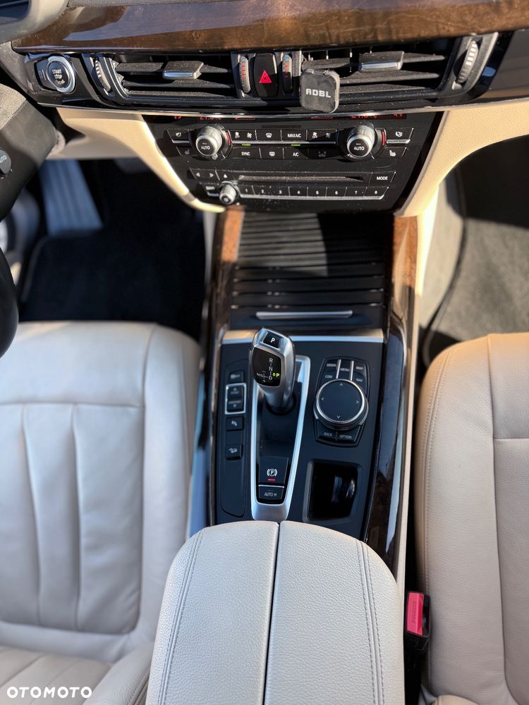 BMW X5 3.5i xDrive - 13