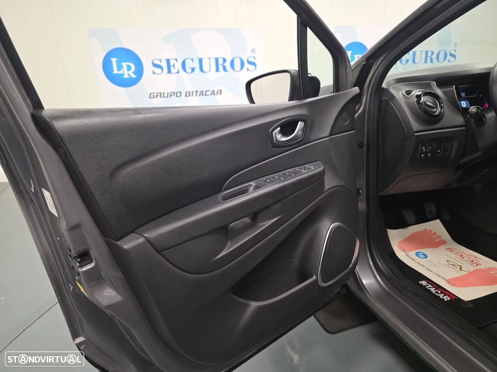 Renault Captur 1.5 dCi Exclusive - 38