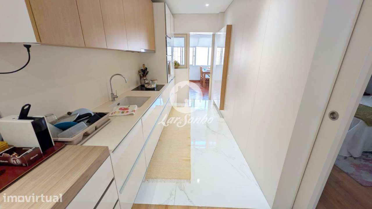 Apartamento T2+1 1ª Linha de Mar Mobilado | Póvoa de Varzim - Grande imagem: 5/17