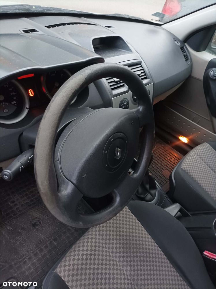 Renault Megane 1.5 dCi Confort Authentique - 10
