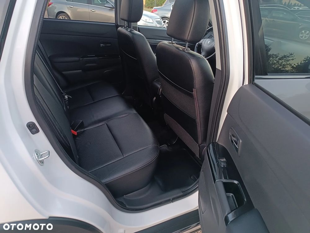Peugeot 4008 - 23