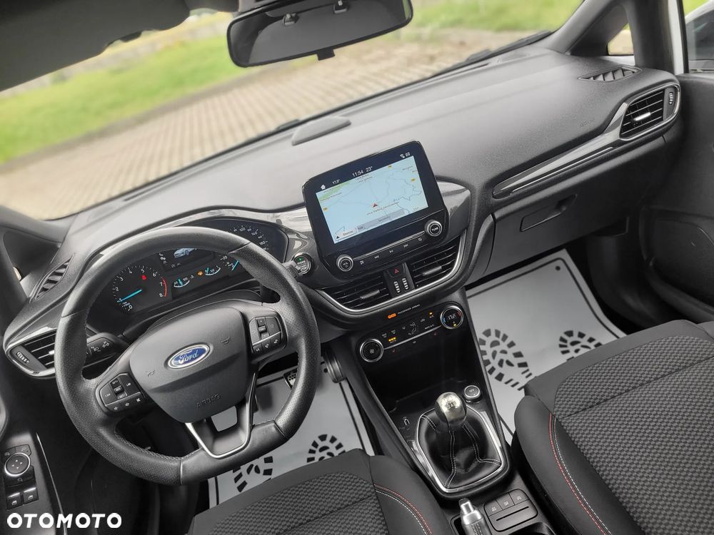 Ford Fiesta 1.1 S&S ST-LINE - 22
