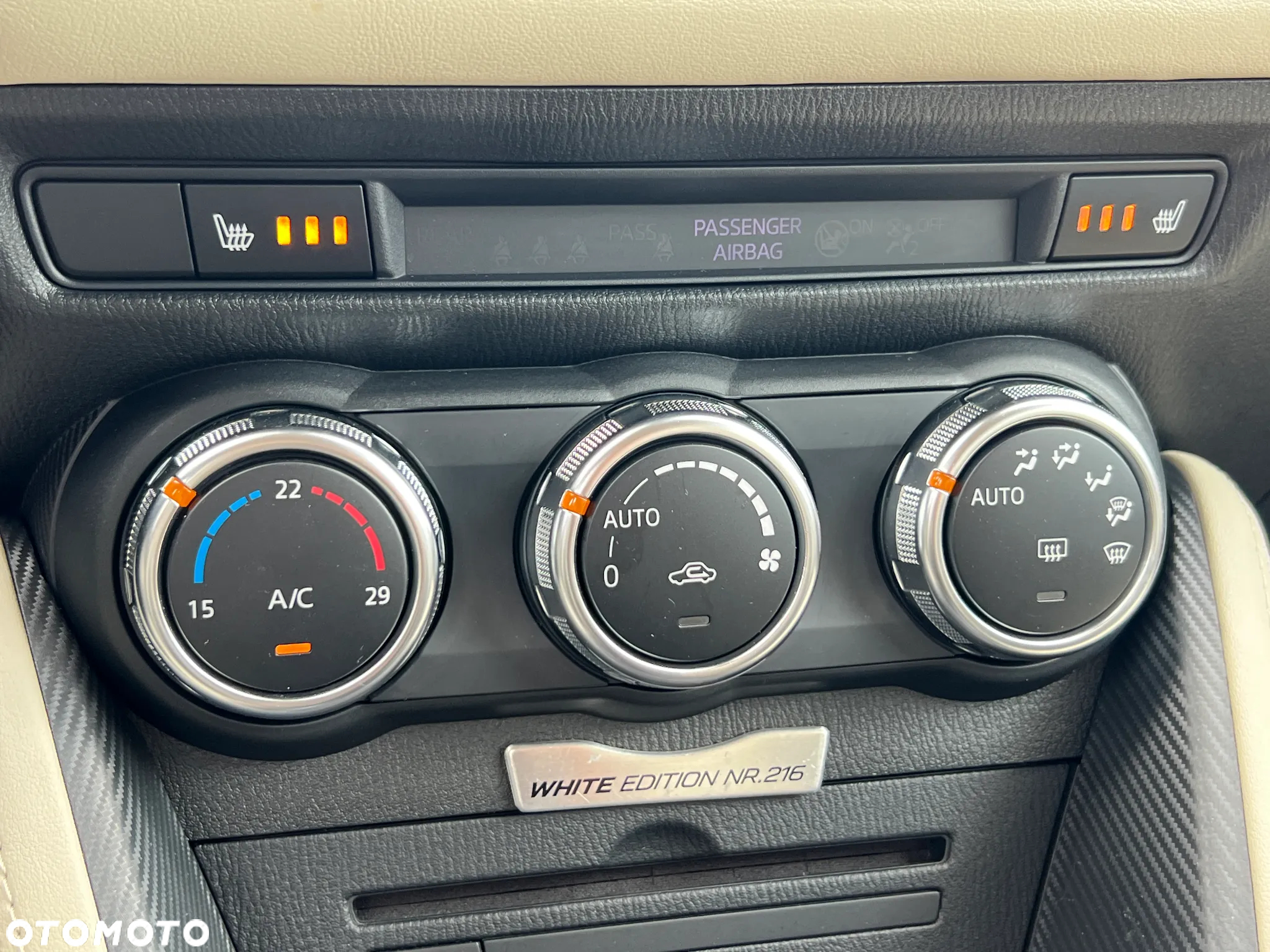 Mazda 2 SKYACTIV-G 90 White Edition - 24