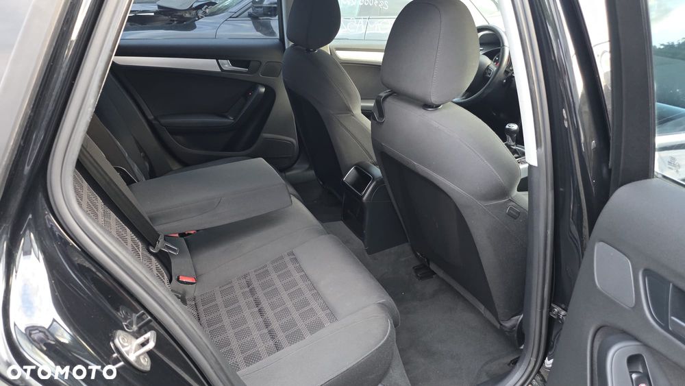 Audi A4 Avant 1.8 TFSI Ambiente - 11