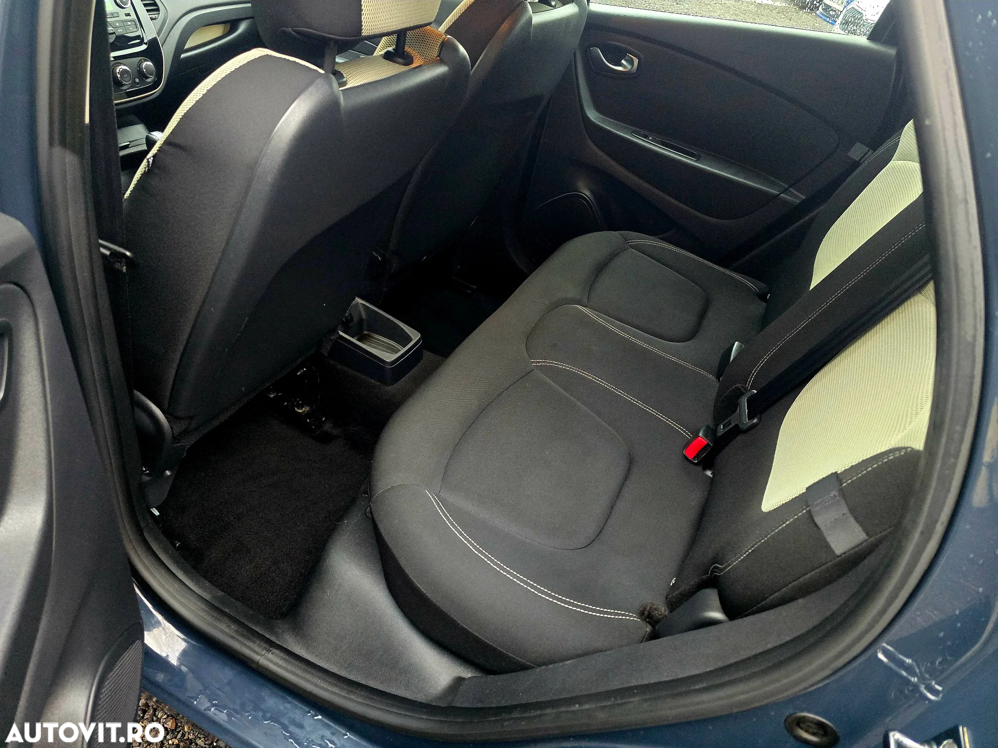 Renault Captur dCi EDC Zen - 9