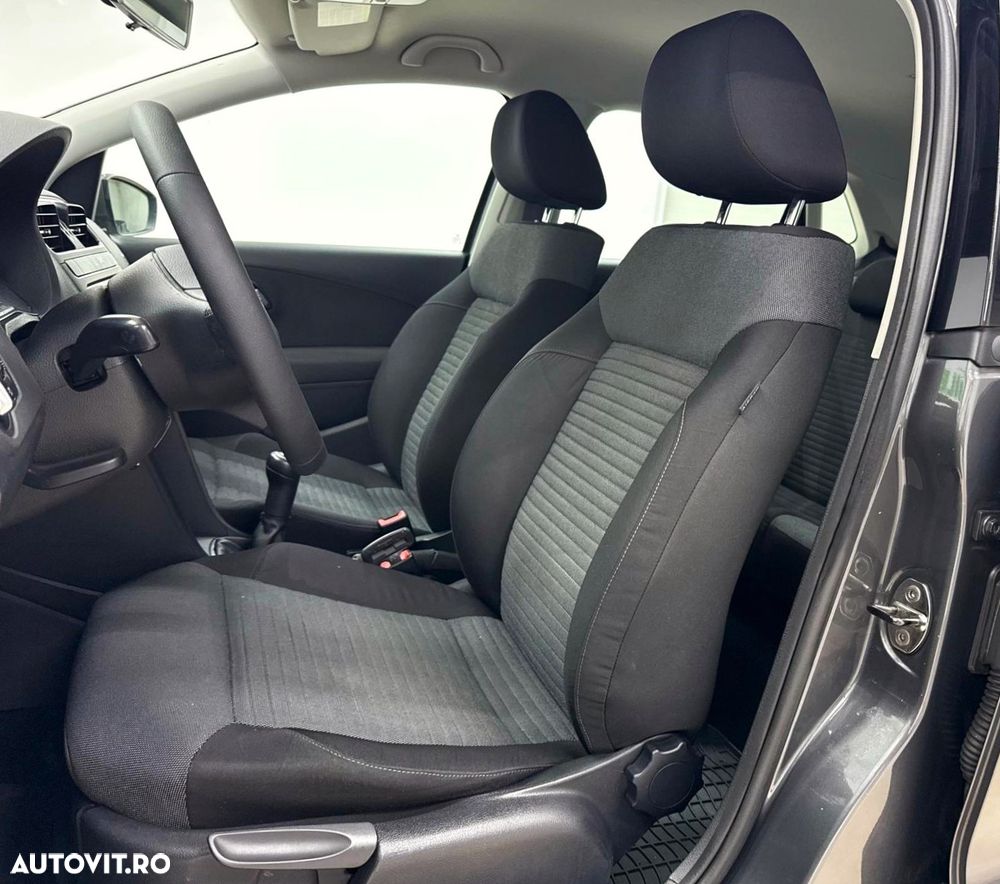 Volkswagen Polo - 17