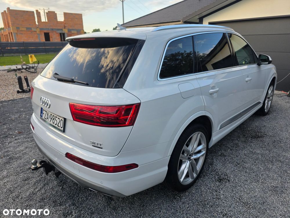 Audi Q7 3.0 TFSI Quattro Tiptr - 25
