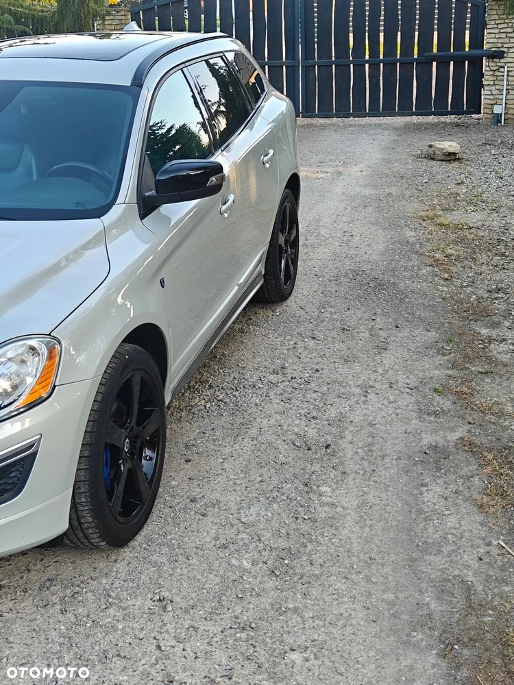 Volvo XC 60 T6 AWD R-Design - 9