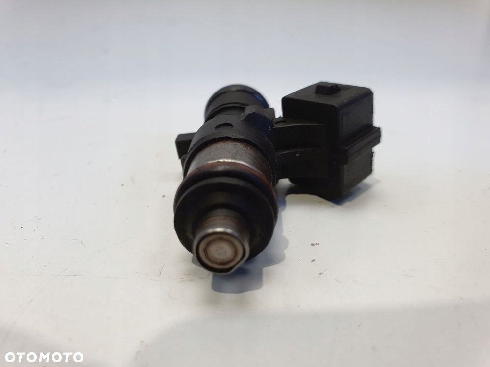 WTRYSKIWACZ Renault Clio III 1.2 16V _ wtrysk 0280158046 - 4