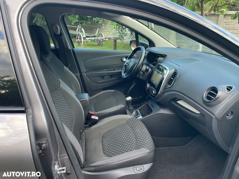 Renault Captur - 16