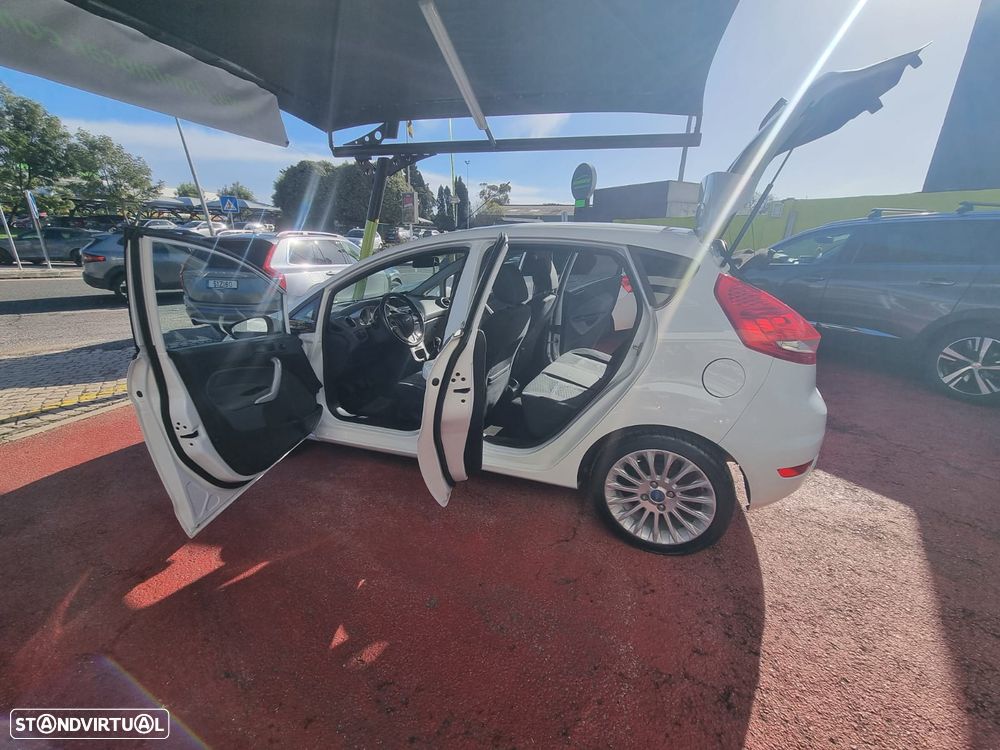 Ford Fiesta 1.25 Titanium - 15