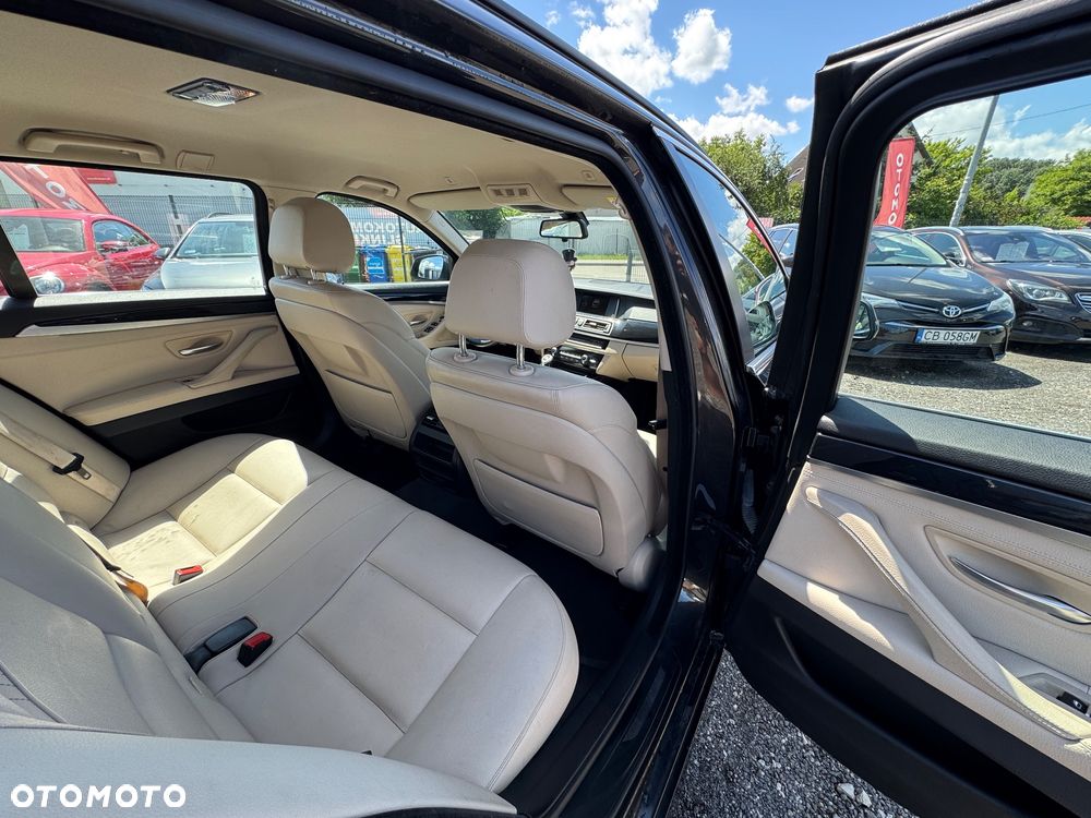 BMW Seria 5 520d Blue Performance - 7