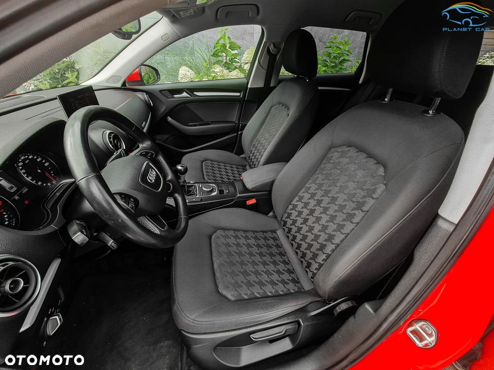 Audi A3 Sportback 2.0 TDI (clean diesel) quattro Attraction - 17