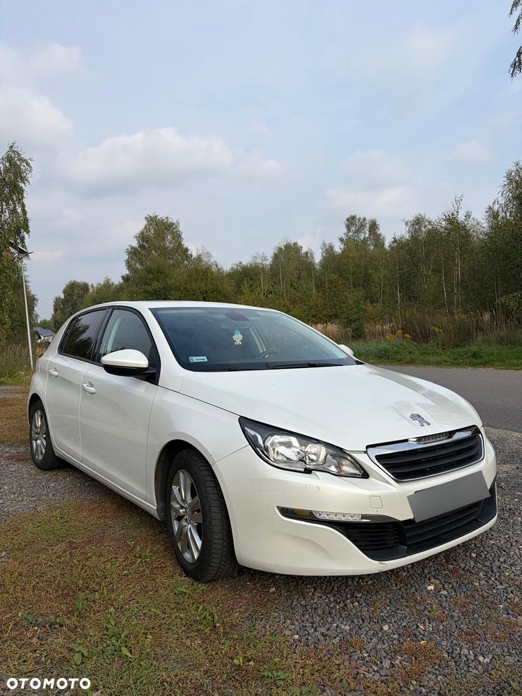 Peugeot 308 - 1