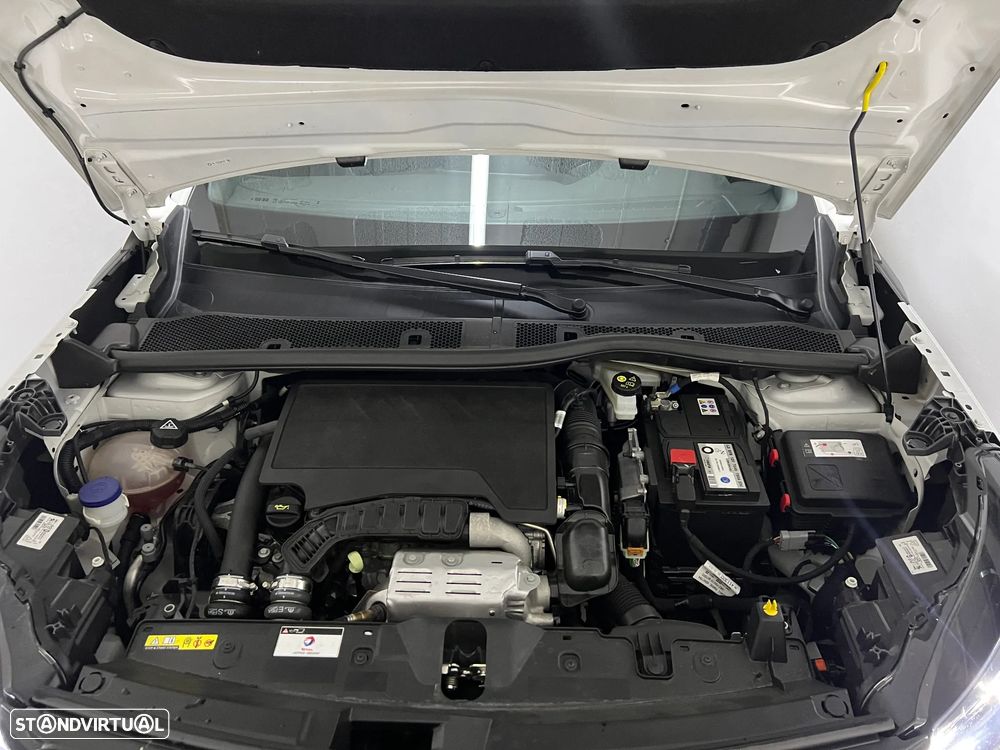 Peugeot 2008 1.2 PureTech GT Line EAT8 - 18
