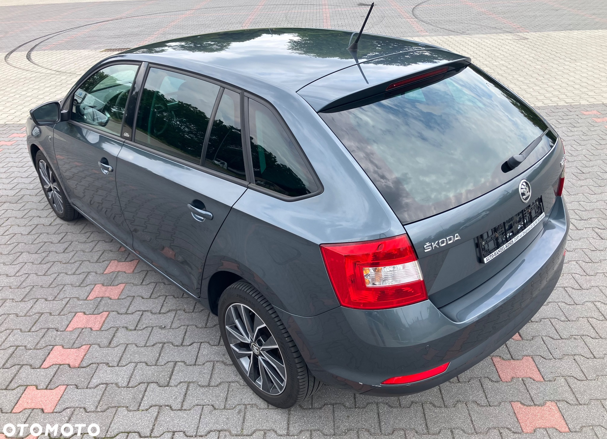 Skoda RAPID 1.6 TDI DPF Edition DSG - 8