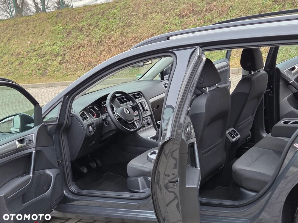 Volkswagen Golf 1.6 TDI BlueMotion Technology Comfortline - 30