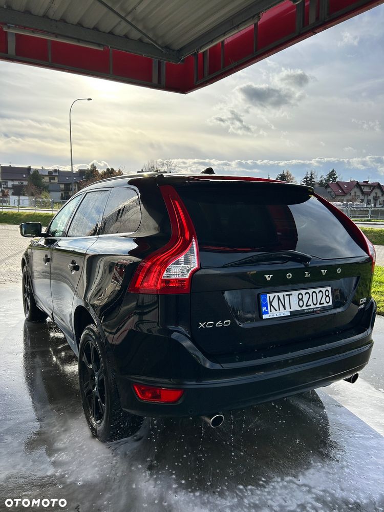 Volvo XC 60 D5 AWD Summum - 2