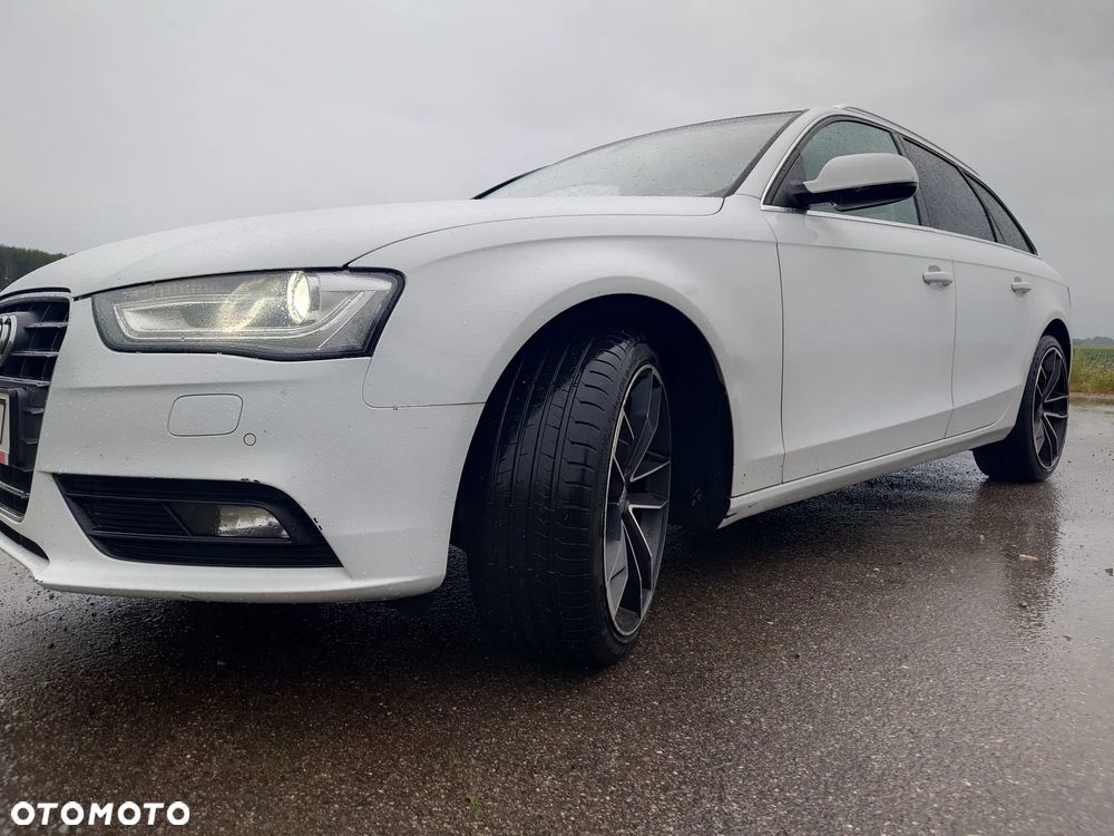 Audi A4 Avant 2.0 TDI DPF clean diesel Ambiente - 3