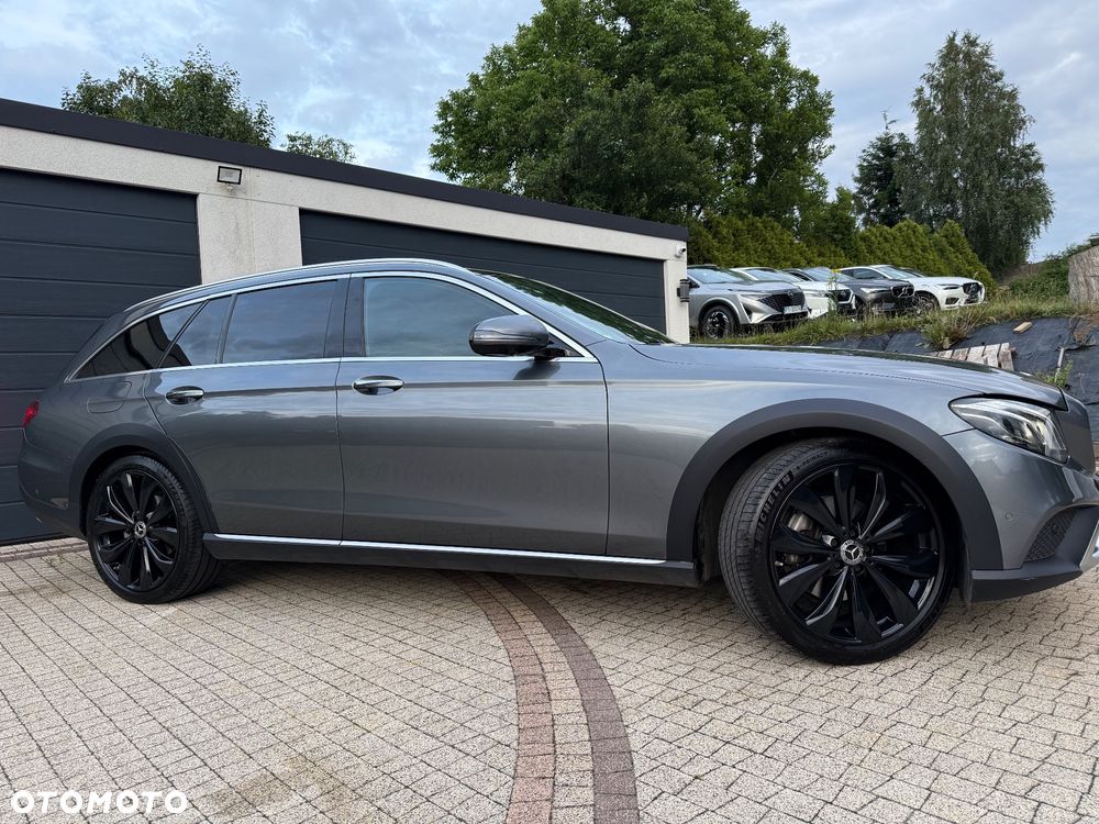 Mercedes-Benz Klasa E 220 d 4Matic T All-Terrain 9G-TRONIC Exclusive - 5