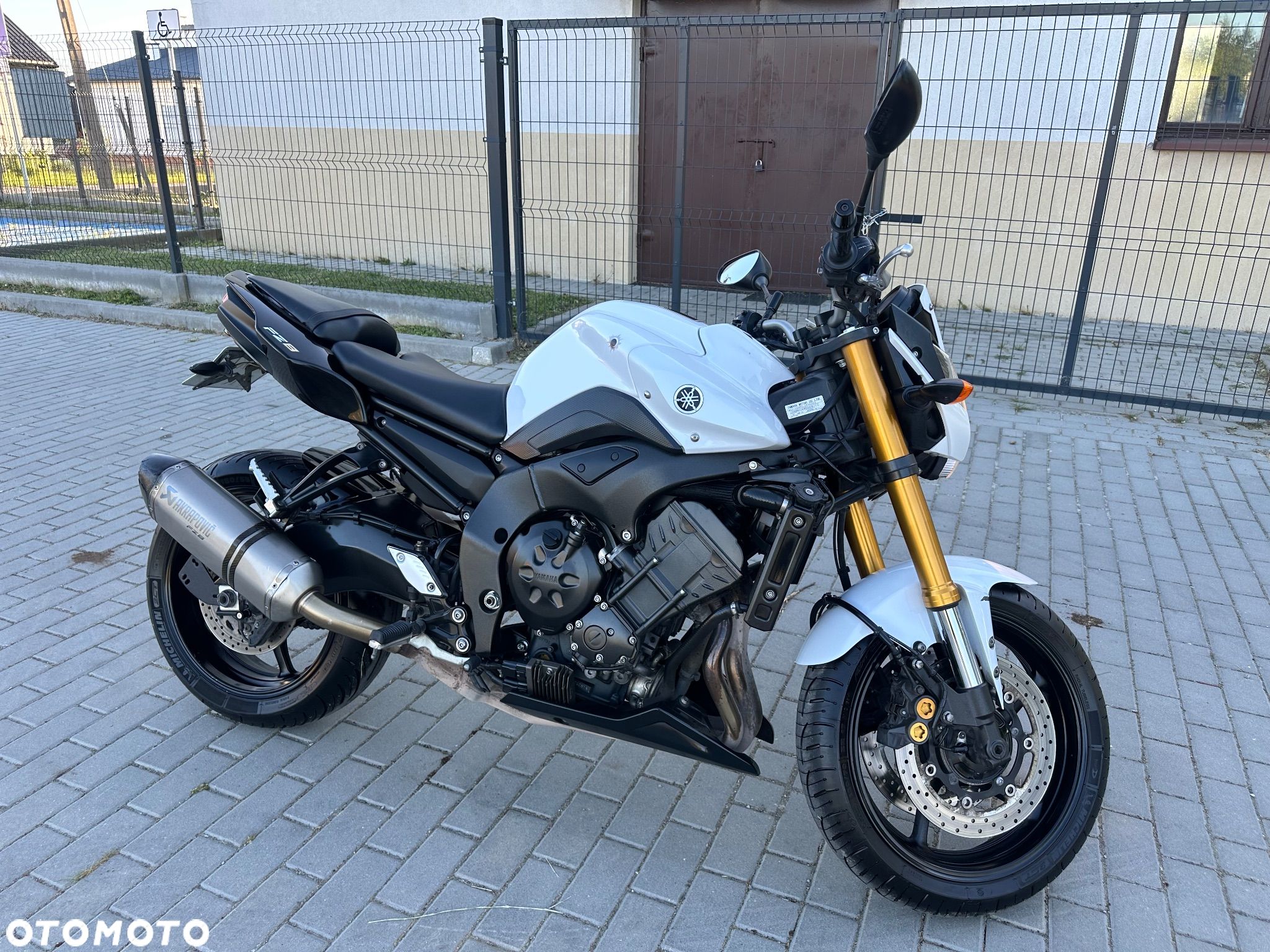 Yamaha FZ8 - 1