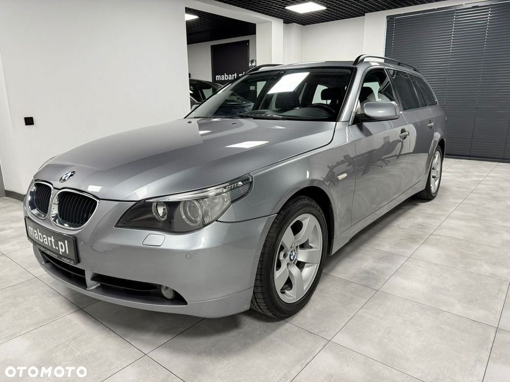 BMW 5 Series 2005 photo 2