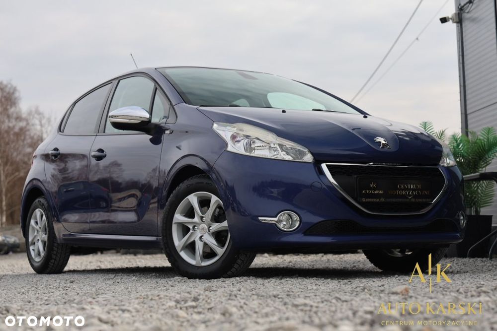 Peugeot 208 - 3