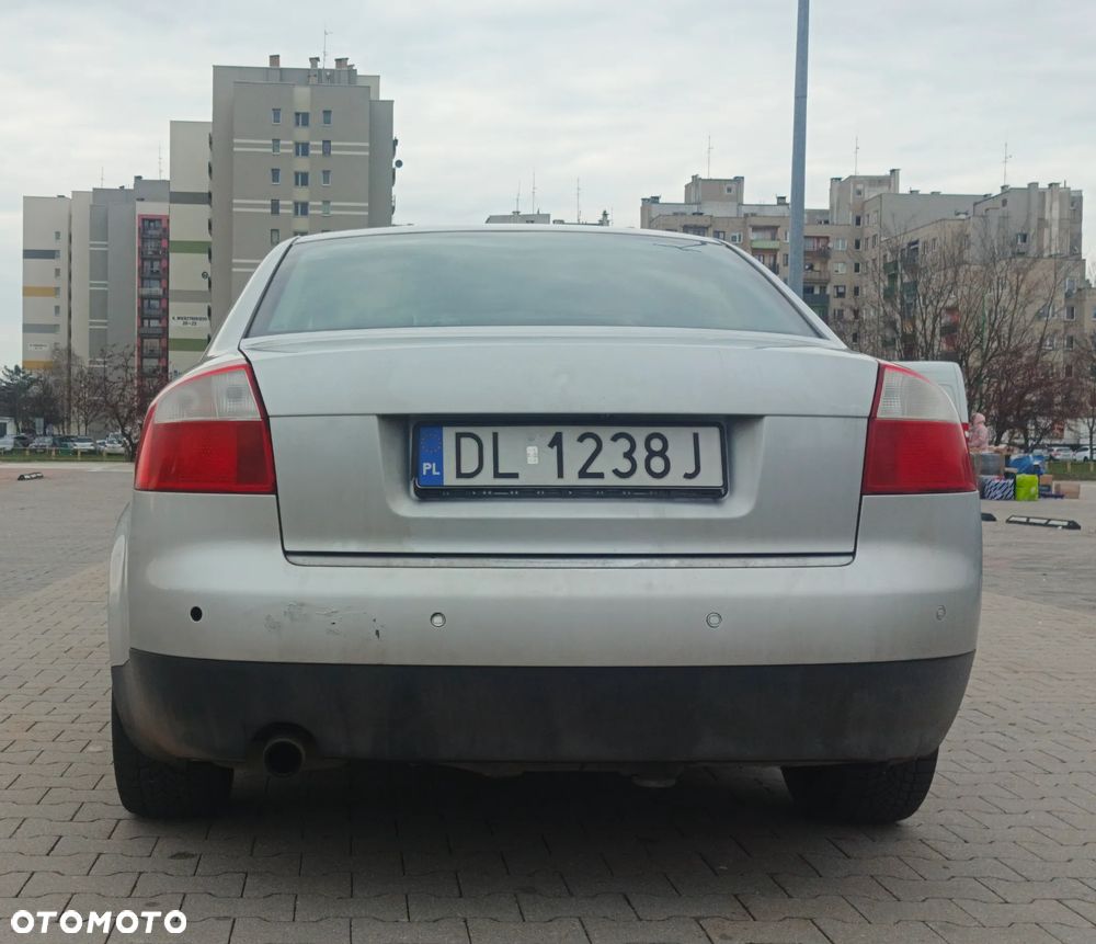 Audi A4 Avant - 4