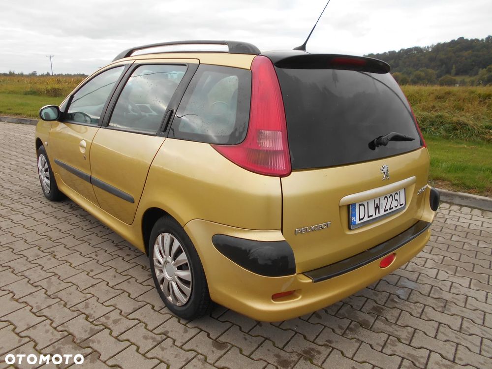 Peugeot 206 1.1 Color-Line - 4
