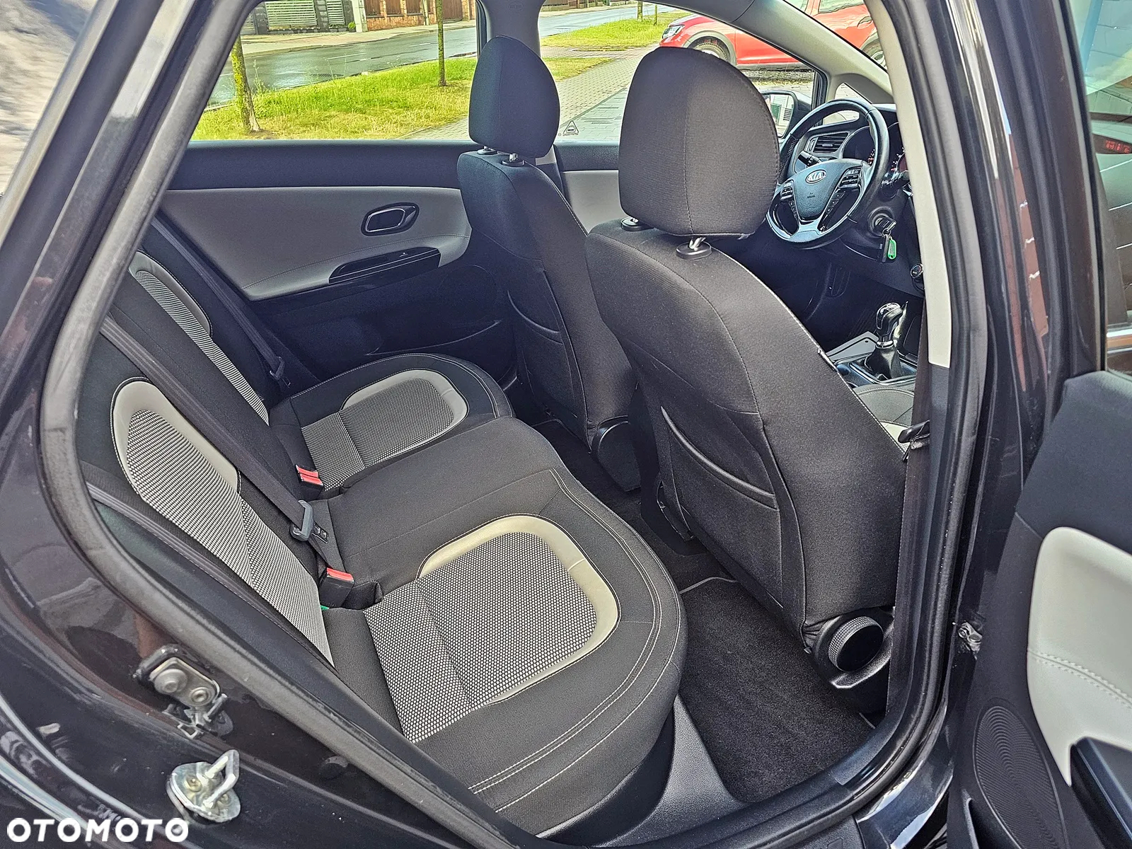 Kia Ceed 1.6 GDI Platinum Edition - 18