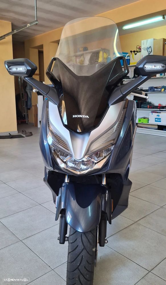 Honda Forza NF08 - 2