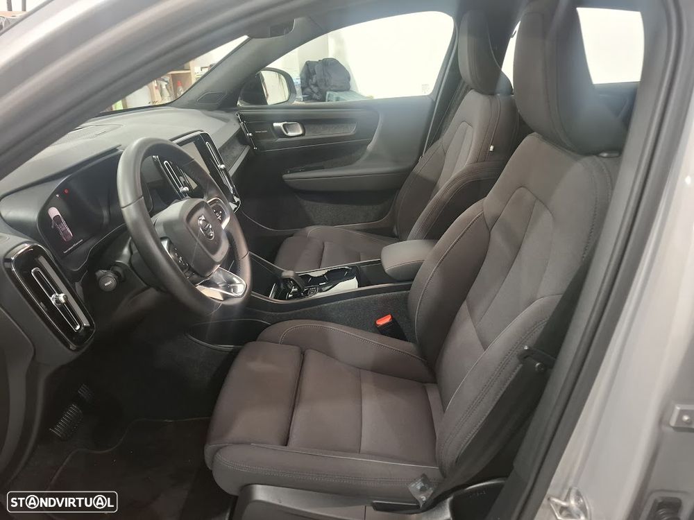 Volvo C40 Recharge 82 kWh Single M. Extended Range RWD Ultimate - 11