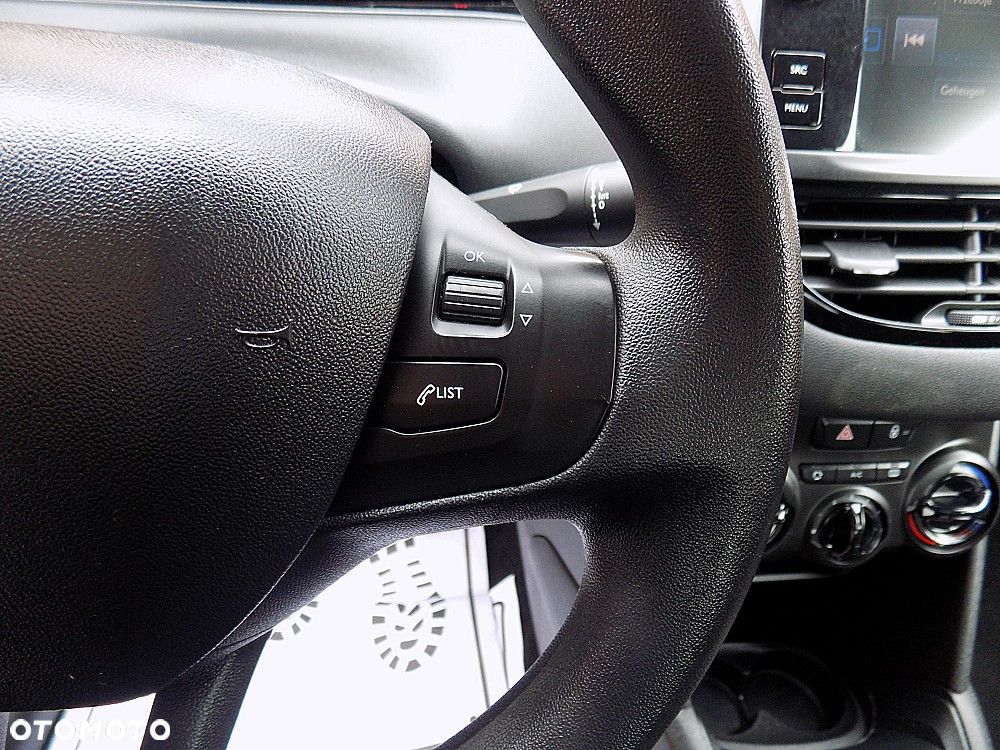 Peugeot 208 PureTech 82 Start & Stop Allure - 12