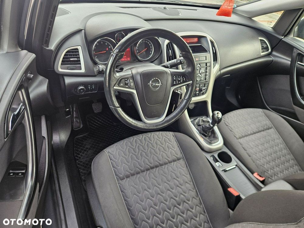 Opel Astra 1.4 Turbo Cosmo - 17