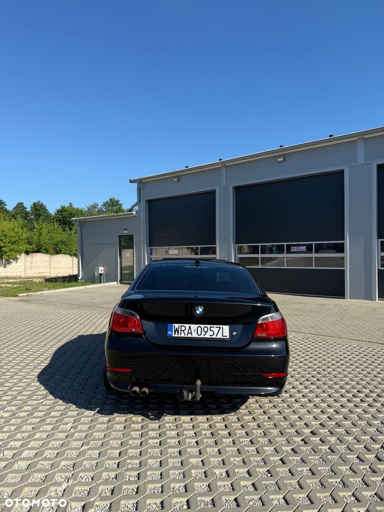 BMW Seria 5 525i - 7
