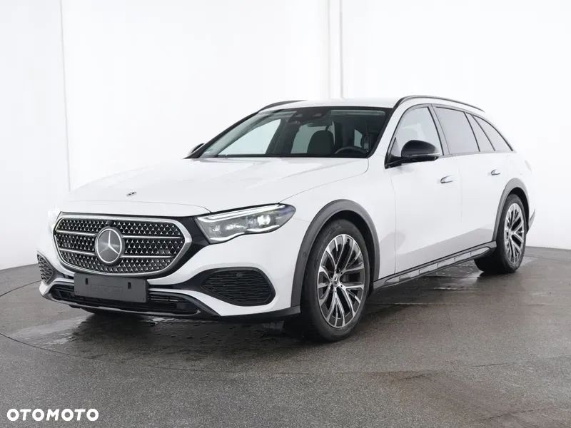 Mercedes-Benz Klasa E 300 de PHEV 4-Matic All-Terrain Avantgarde 9G-Tronic - 1