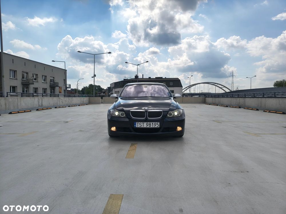 BMW Seria 3 330xi - 3