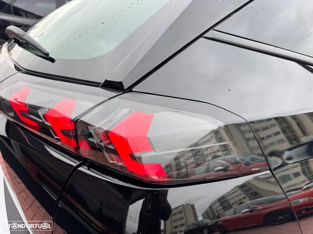 Peugeot 2008 1.2 PureTech Active Pack - 15