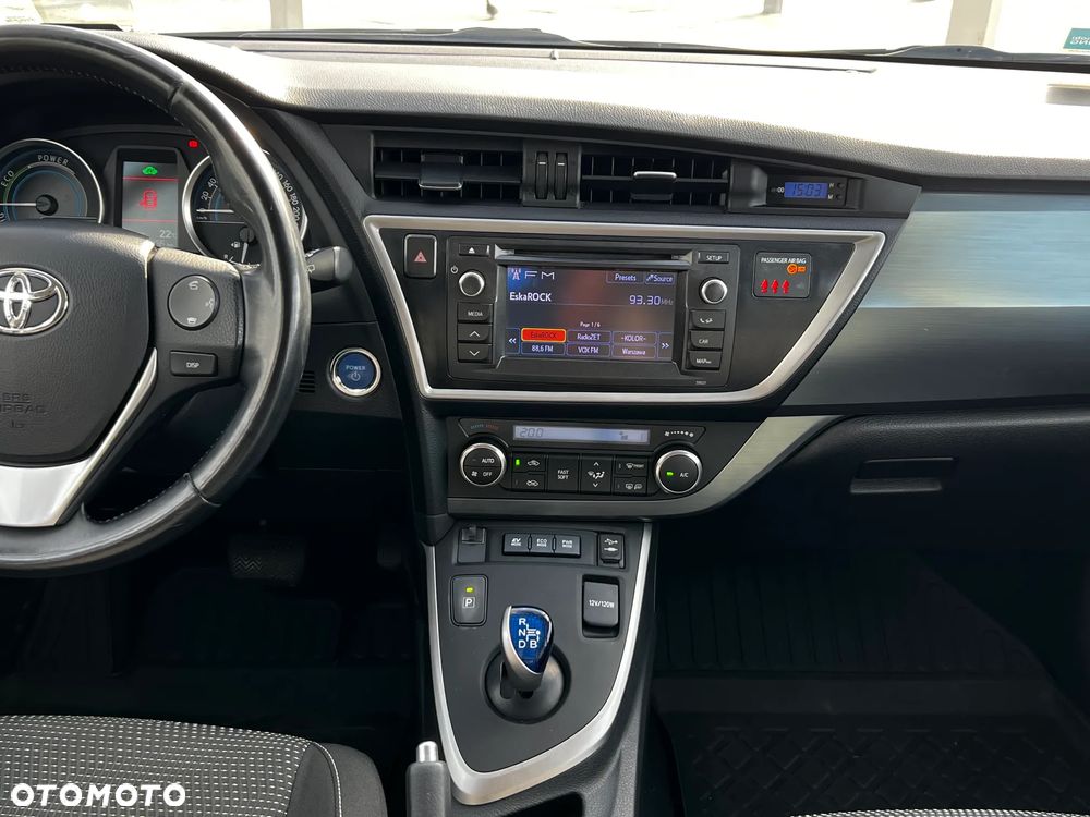 Toyota Auris 1.8 HSD Luna - 15
